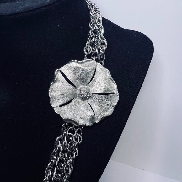 TAN Silver Tone Chunky Triple Strand Necklace With Flower Hook Clasp (5635) - Picture 2 of 7